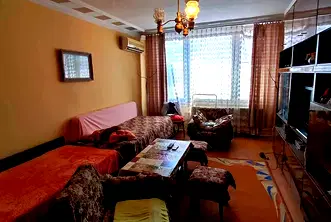 Тристаен апартамент в Шумен, Център