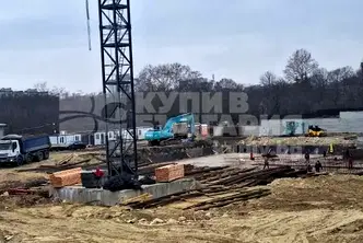 Тристаен апартамент във Варна, Младост 1