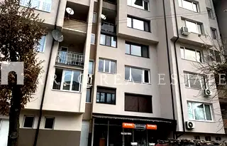 Тристаен апартамент в Смолян, Девин