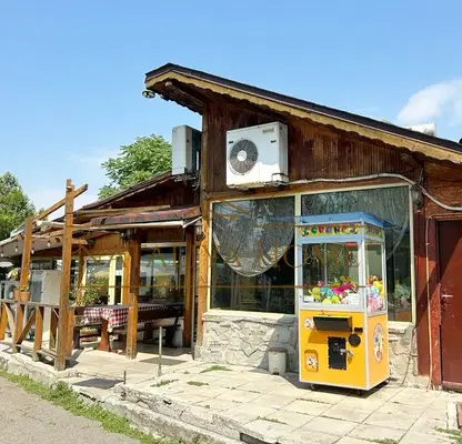 Снимка 4 — Заведение в Бургас, Изгрев