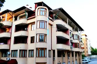 Многостаен апартамент в София, Горна баня