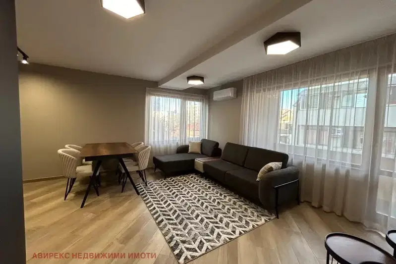 2-bedroom apartment in Plovdiv, Centyr