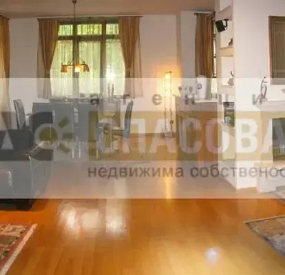 Снимка 3 — Къща във Варна, Гръцка махала