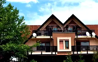 Къща в Бургас, с. Лозенец