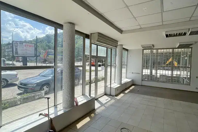 Shop in Gabrovo, Centyr