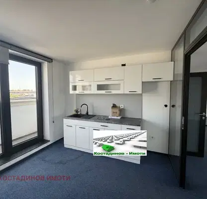 Photo 4 — Office in Plovdiv, Centyr