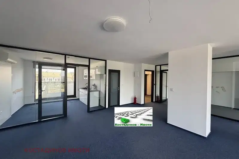 Office in Plovdiv, Centyr