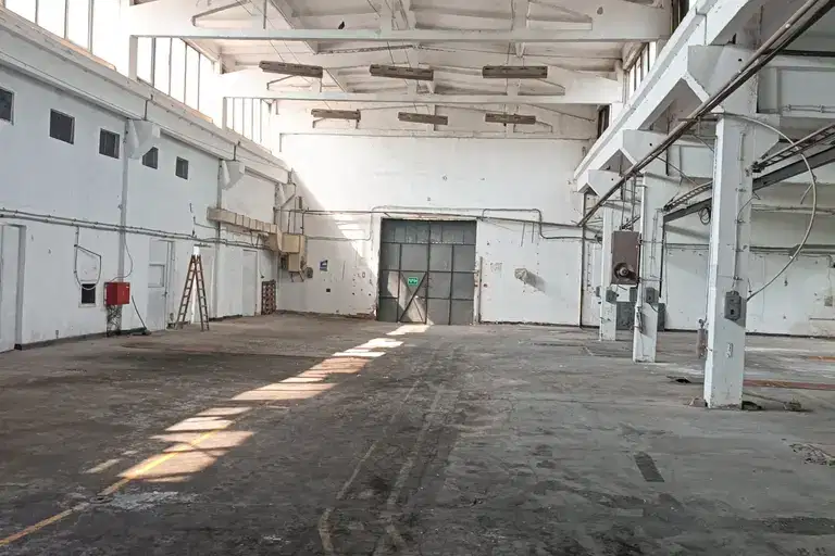 Industrial Building in Shumen, Promishlena Zona