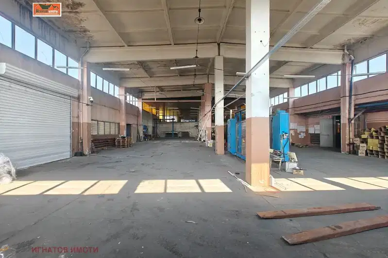 Промишлена сграда в Пазарджик, Промишлена зона