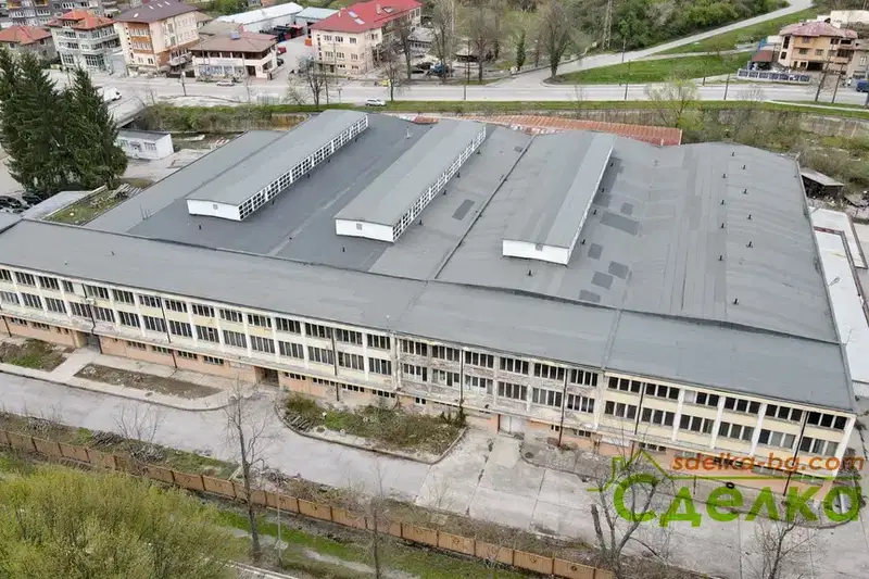 Warehouse in Gabrovo, Centyr