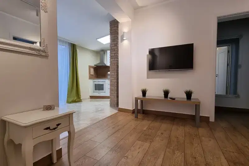 3-bedroom apartment in Ruse, Centyr