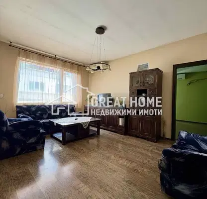 Photo 4 — 4-bedroom apartment in Tyrgovishte, Centyr