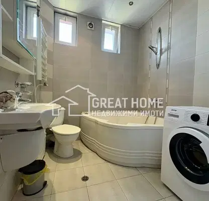 Photo 5 — 4-bedroom apartment in Tyrgovishte, Centyr