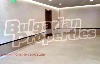 Многостаен апартамент в Пловдив, Христо Смирненски