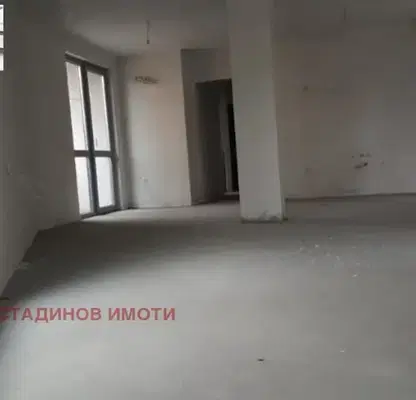 Снимка 3 — Многостаен апартамент в Пловдив, Кършияка
