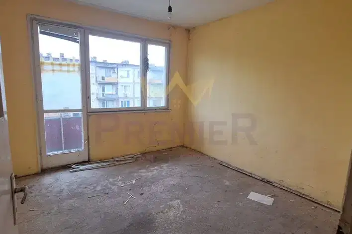 4-bedroom apartment in Oblast Varna, Devnya