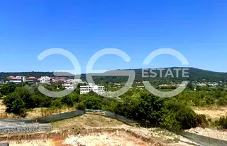 Двустаен апартамент във Варна, Виница