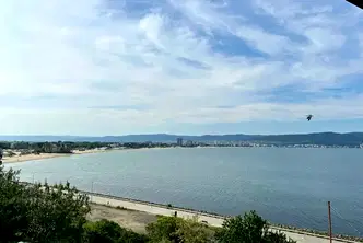 Двустаен апартамент в Бургас, Несебър