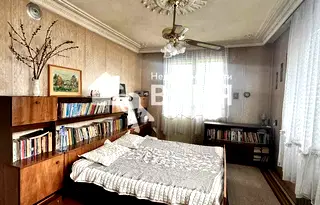 Етаж от къща в Пловдив, Карлово