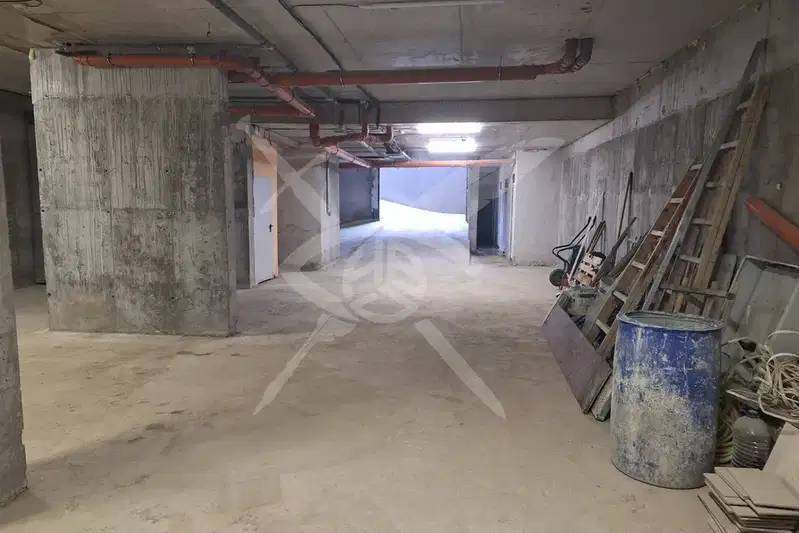 Garage/Parking in Студентски