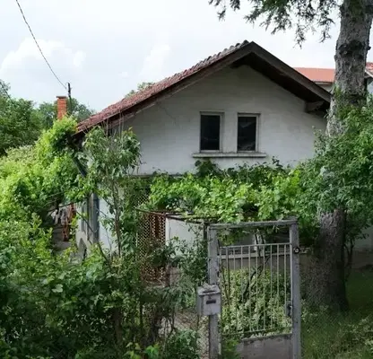 Снимка 2 — Къща в с. Волуяк