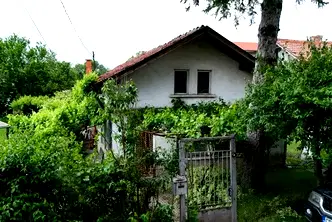 Къща в с. Волуяк