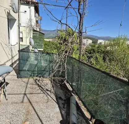 Photo 5 — House with 5 rooms and large terrace in Pernik, East