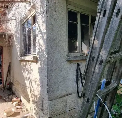 Снимка 2 — Двуетажна къща с гараж в Промишлена зона - Запад, Разград