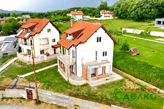 Къща в Габрово, Русевци