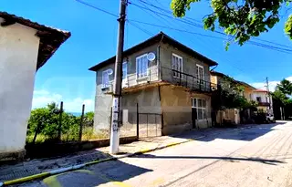 Къща в Благоевград, Сандански