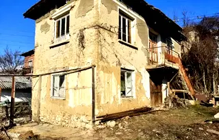 Къща в Благоевград, с. Винои
