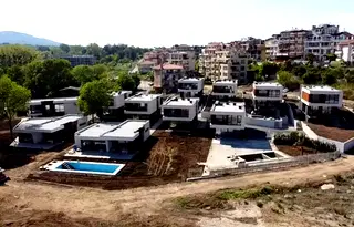 Къща в Бургас, Царево