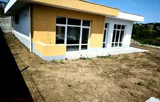 Къща в Бургас, с. Черни връх