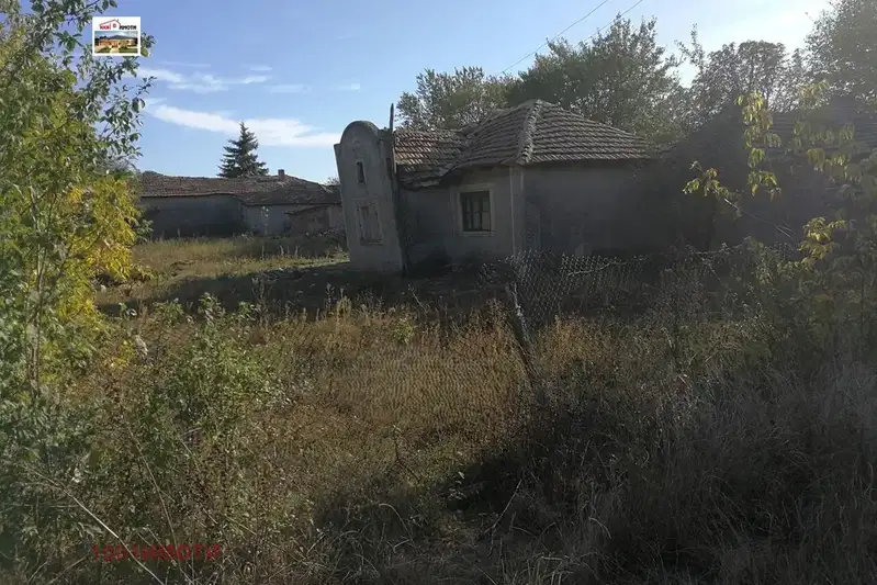 House in Oblast Dobrich, Trigorci