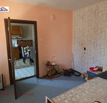 Photo 4 — House in Kyustendil, Dupnica