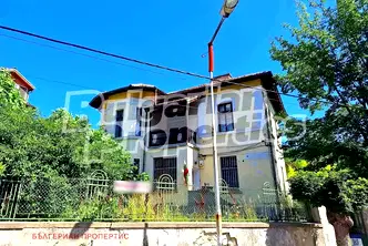 Къща в Кюстендил, Дупница