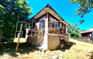 Къща в Кюстендил, с. Вратца