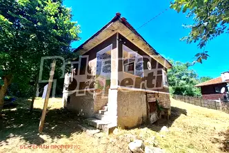 Къща в Кюстендил, с. Вратца
