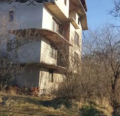 Снимка 2 — Къща в Перник, с. Дивотино