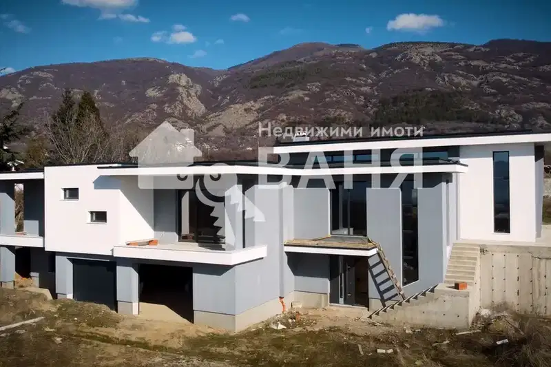 Къща в Пловдив, Карлово