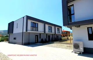 Къща в Пловдив, с. Първенец