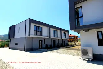 Къща в Пловдив, с. Първенец