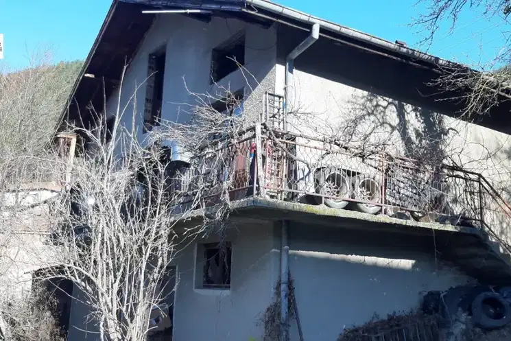 Къща в София, Своге