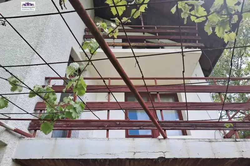 Къща в София, с. Луково