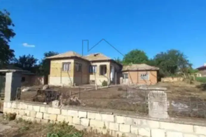 Къща във Варна, с. Червенци