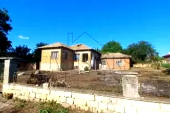 Къща във Варна, с. Червенци