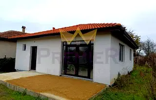 Къща във Варна, с. Старо Оряхово