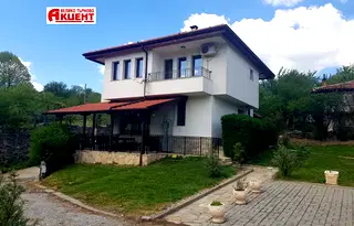 Къща във Велико Търново, Елена