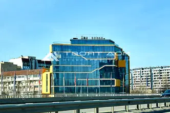 Офис в София, Изток