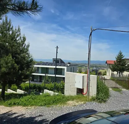 Photo 2 — Plot in Lozen